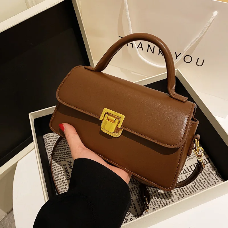 

2023 Autumn and Winter New Handbag Ladies Retro Shoulder Bag Classic Messenger Bag Solid Color Leather Women's Bag Messenger Bag