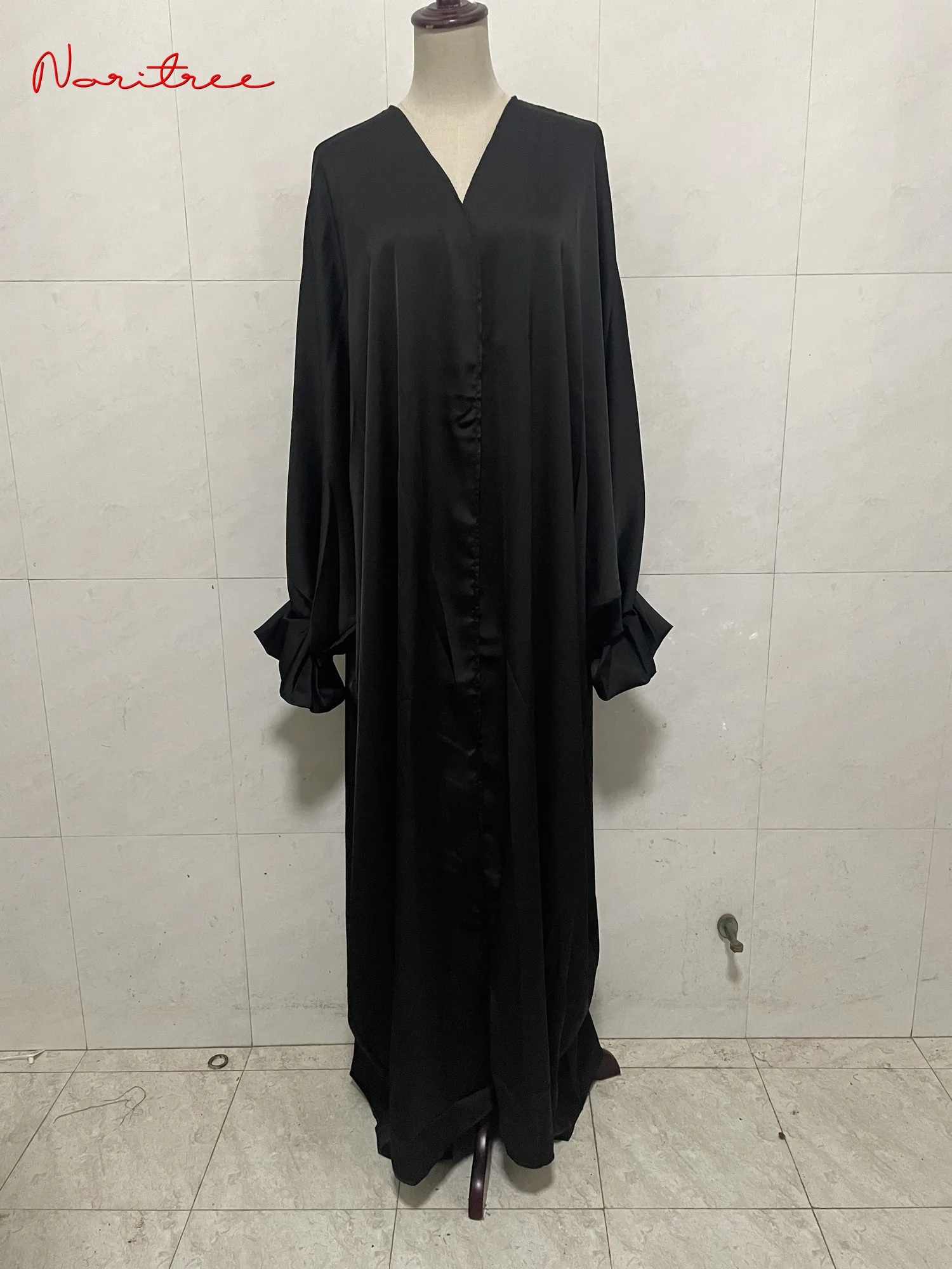 Black abaya