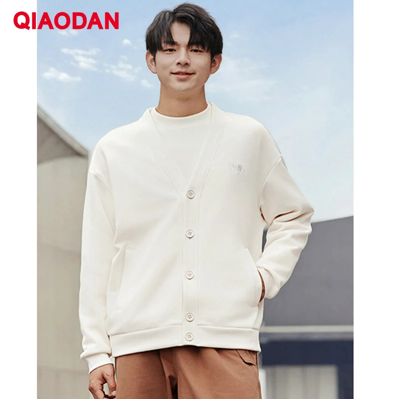 QIAODAN 남성 니트 가디건 캐주얼 긴팔 따뜻한 재킷 2025 겨울 편안한 패션 루즈 코트 탑스 아우터웨어 QXLWD3253047