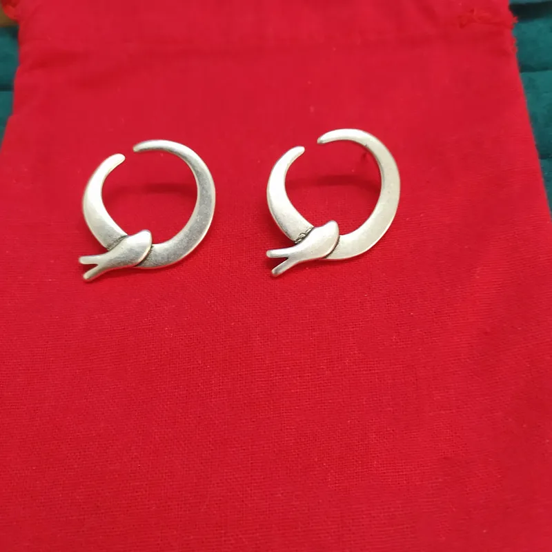 Yisheng alloy bead earrings, Silver clasp, fashion, with logo, wholesale, new 2021, European fashion gift