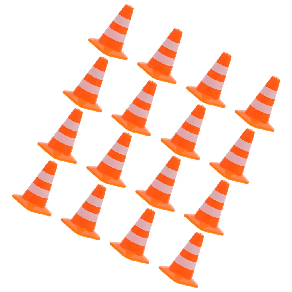 16pcs Mini Traffic Cones Construction Road Cones Mini Roadblocks Model DIY Sand Table Ornaments