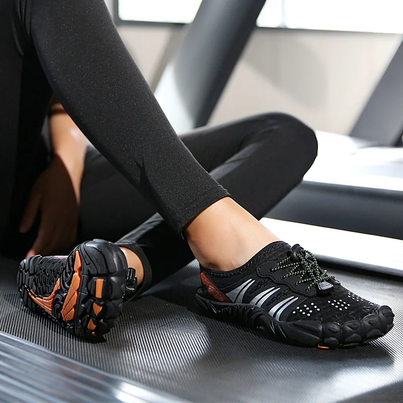 35-46# Anti-Slip Unisex Gym Footwaer Couples Vacation Beach Game Aqua Shoes Men Squat Fitness Shoes Women Indoor Yoga