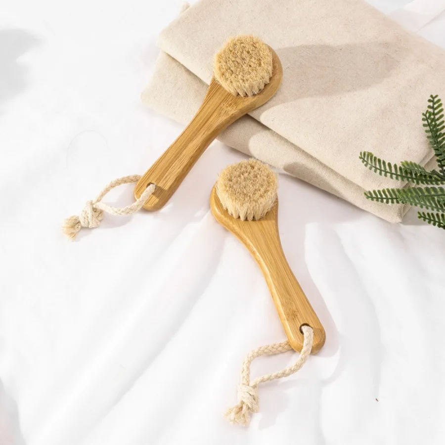 Radiance-Boosting Wooden Facial Exfoliating Brush
