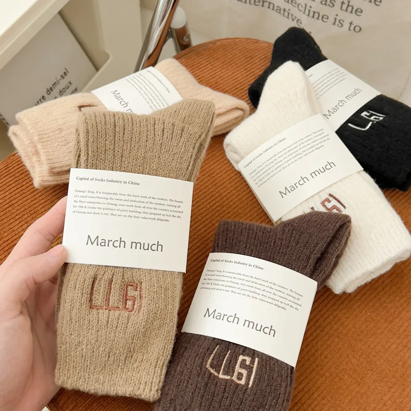

Cute Women's Socks Cotton 1977 Embroidery Solid Color Breathable Japanese Fashion Casual Autumn Winter Warm Sleep Socks Wool