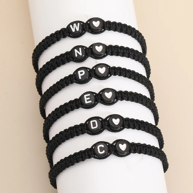 96251-fd130c.jpg 26 lettres initiales coeur Bracelets à la main réglable A-Z nom tressé Bracelets pour femmes hommes amitié bijoux
