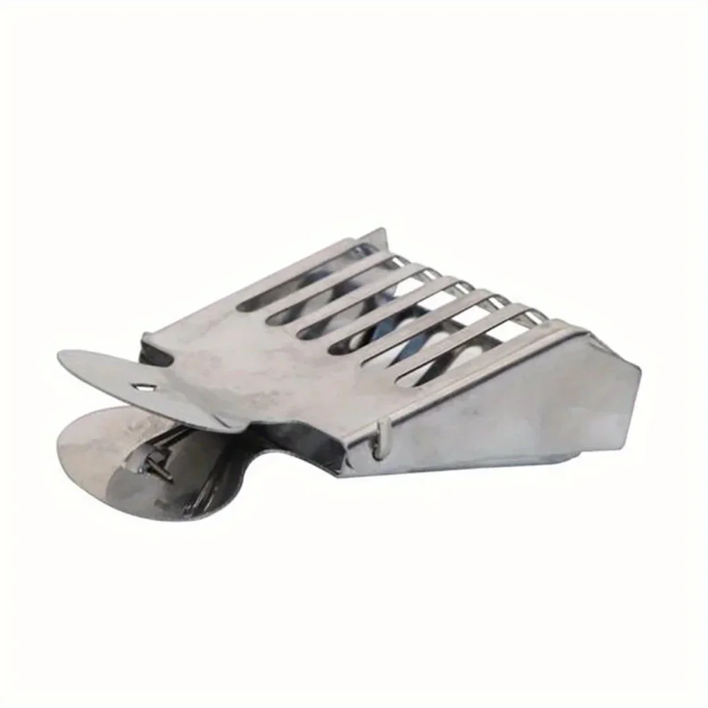 1PC Bee Queen Catcher Clip Stainless Steel Cage Beekeeping Equipment Tool Beekeeper Equip Isolation Room
