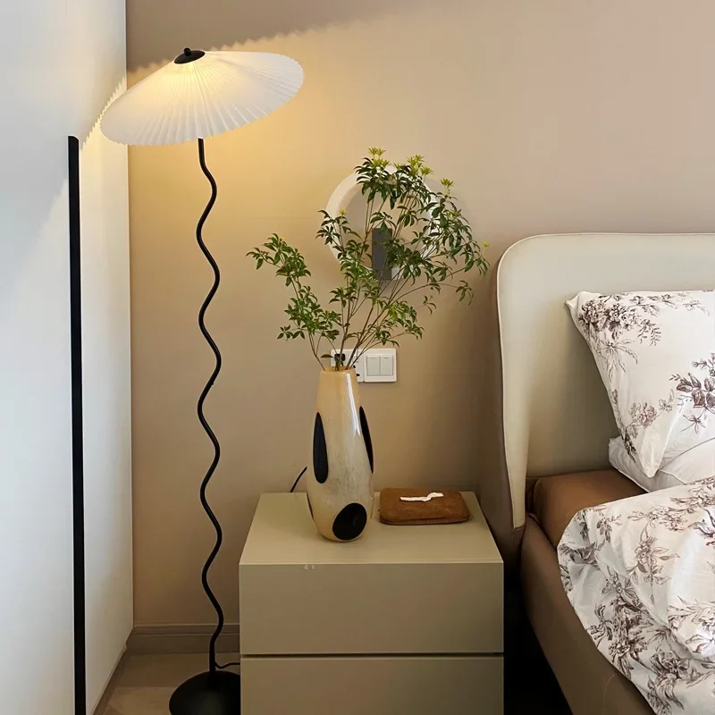 Squiggle Table/Floor Lamp