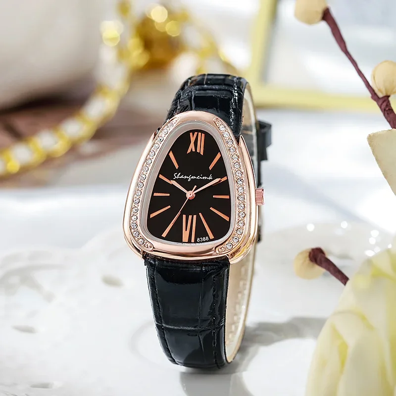 Fashion Snake Shape Dial Women Quartz Watch