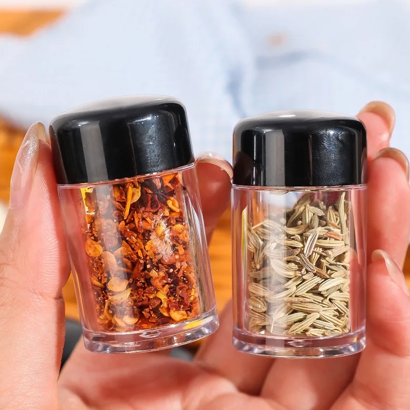 Salt Pepper Shaker Portable Spices Seasoning Bottle Transparent Seasoning Jar BBQ Condiment Dispenser Kitchen Powder Storage Can