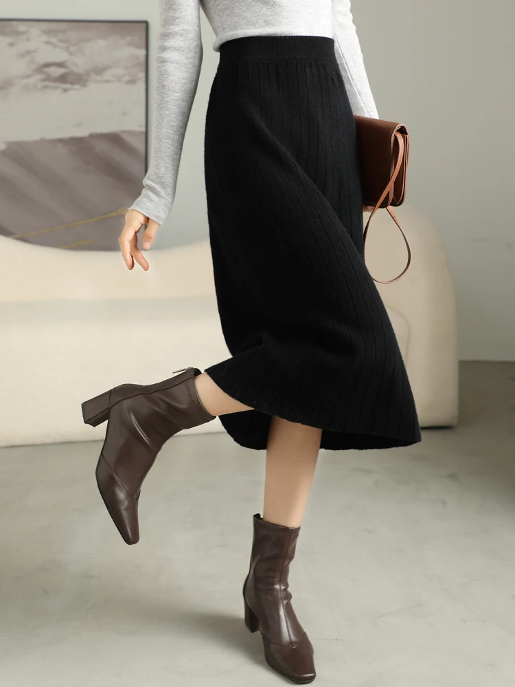 Naiste 100% Meriinovillast poolpikk seelik laia pikitriibuga M-XL 5