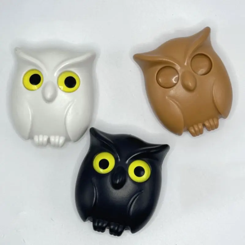 Owl Magnetic Key Hook Auto Blinking Cute Hooks No Punch Storage Hooks Kitchen Home Wall Decoration Hooks Funny Gift Room Decor 6