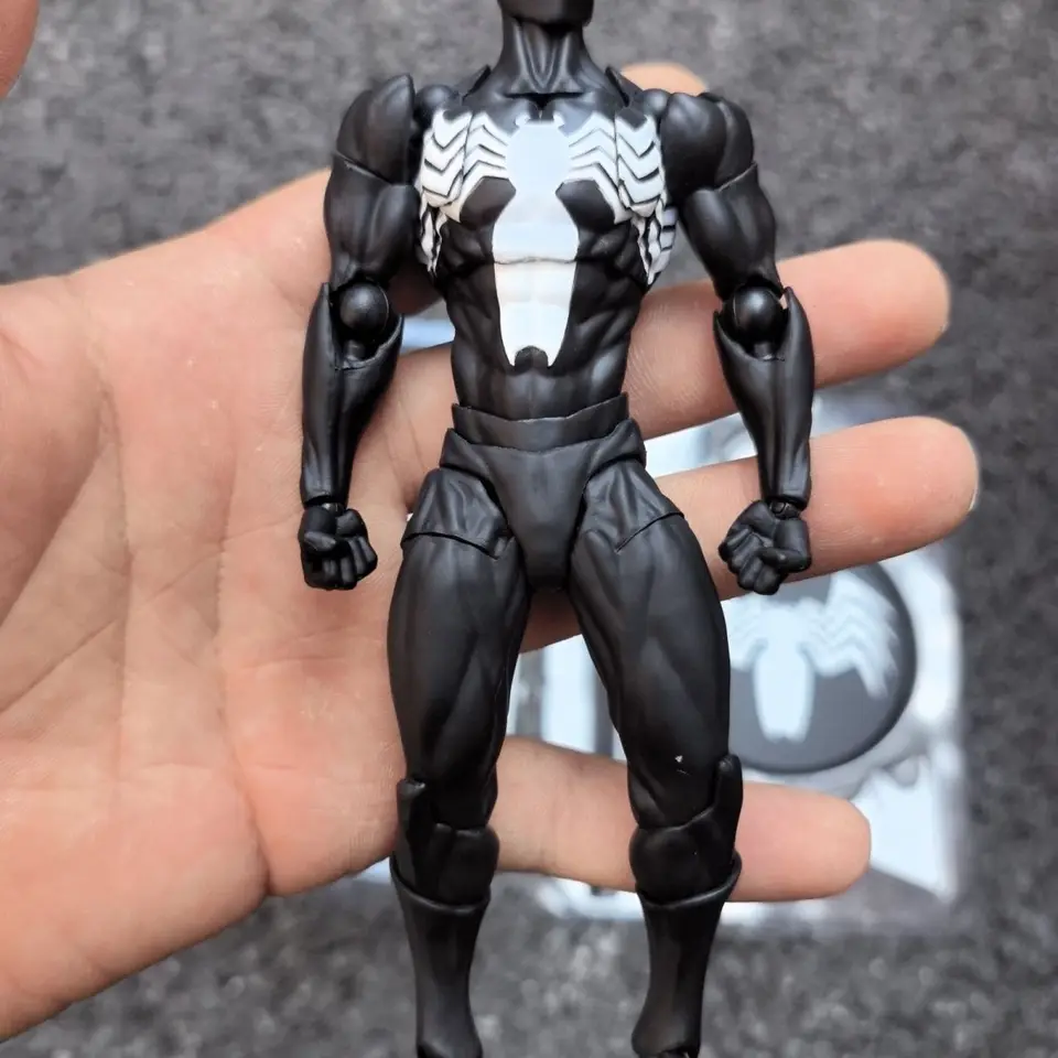 ニューメストトイズ スパイダーマン フィギュア スーペリア ブラック