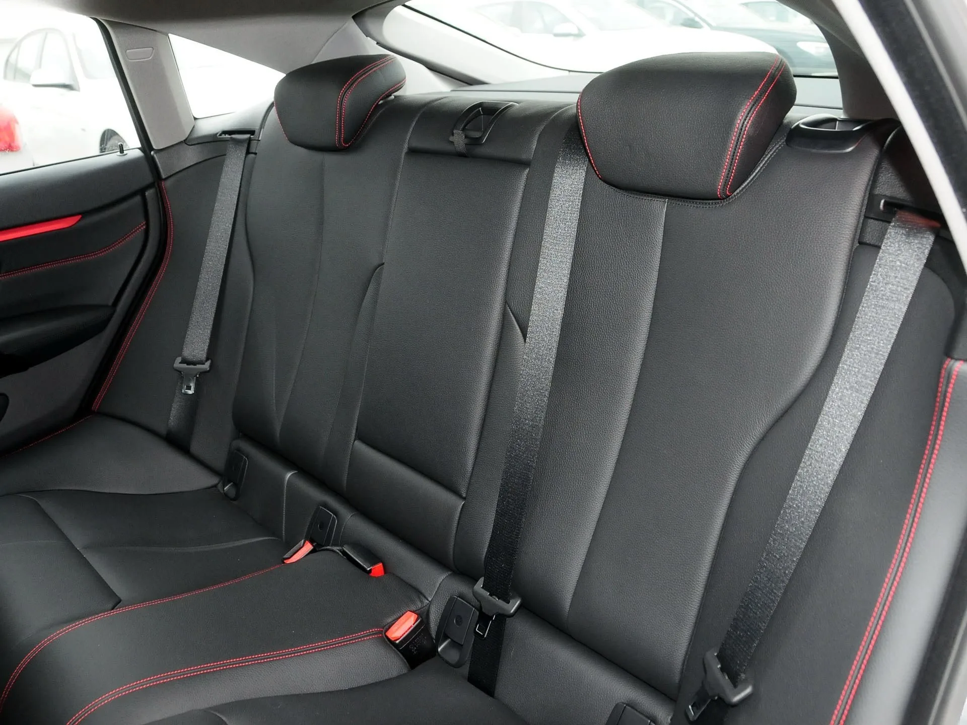 BTDLE Housses De Siège De Voiture Pour BMW 4 Series F36 Gran Coupe 2014-2021(4door,The Bridge 15cm),Lavable Protection Siege Auto Antidérapant Accessoires Interieur,A/Front Seats-A/Black Gold