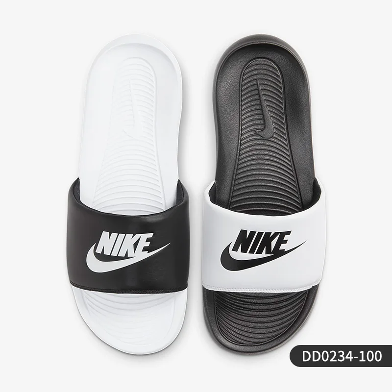 סנדלי ספורט נוחים לגברים מבית Nike Original Genuine VictoriOne Slide DD0234-100