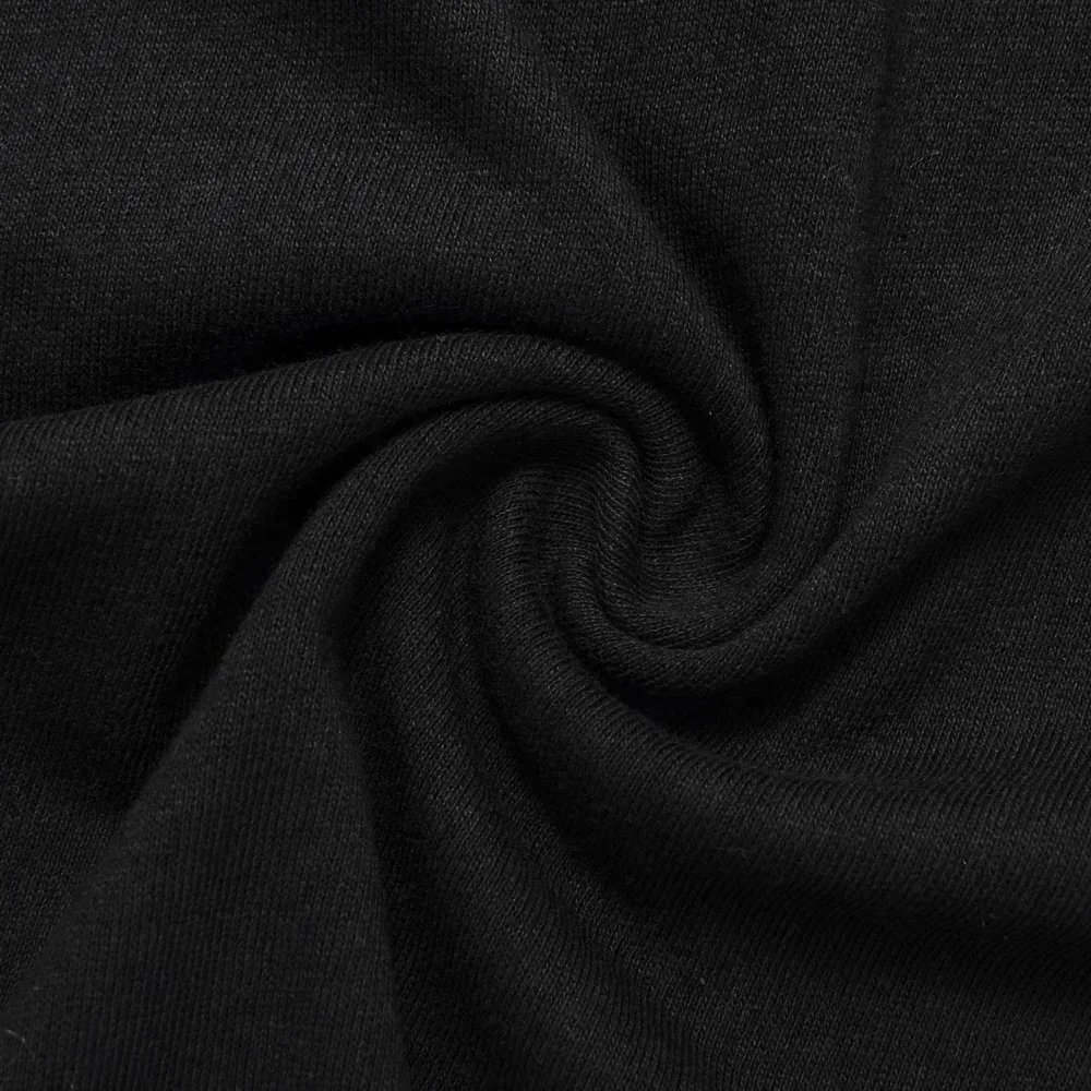 Рисунок 4 - Мужская футболка в горошек