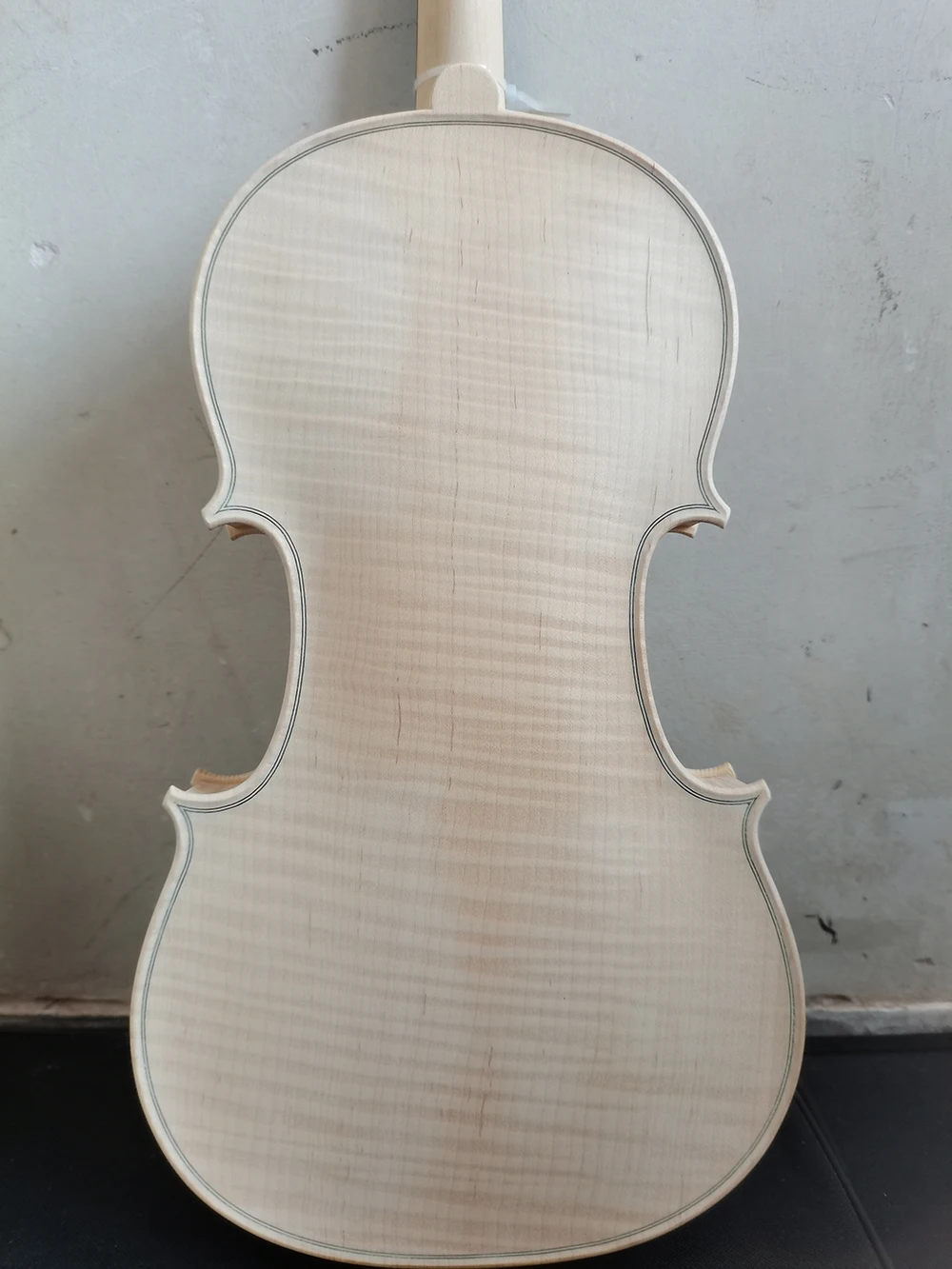 High quality rich Flame Maple white embryo unfinished white maple wood violin 4/4 3/4 solid wood DIY violin Accessories
