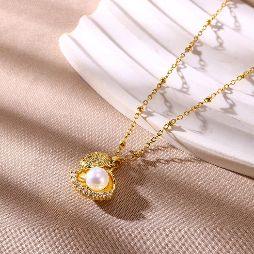 Fashion Zircon Shell Necklace For Women