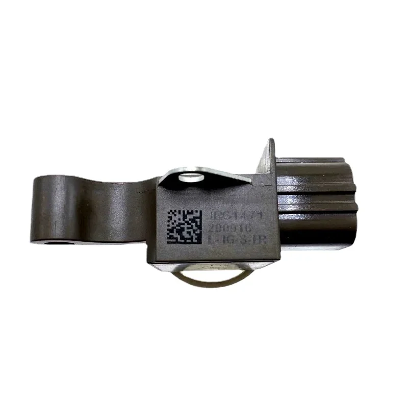 For Toyota Camry REIZ Highlander Corolla CROWN Lexus Generator Regulator 1pcs car generator regulator