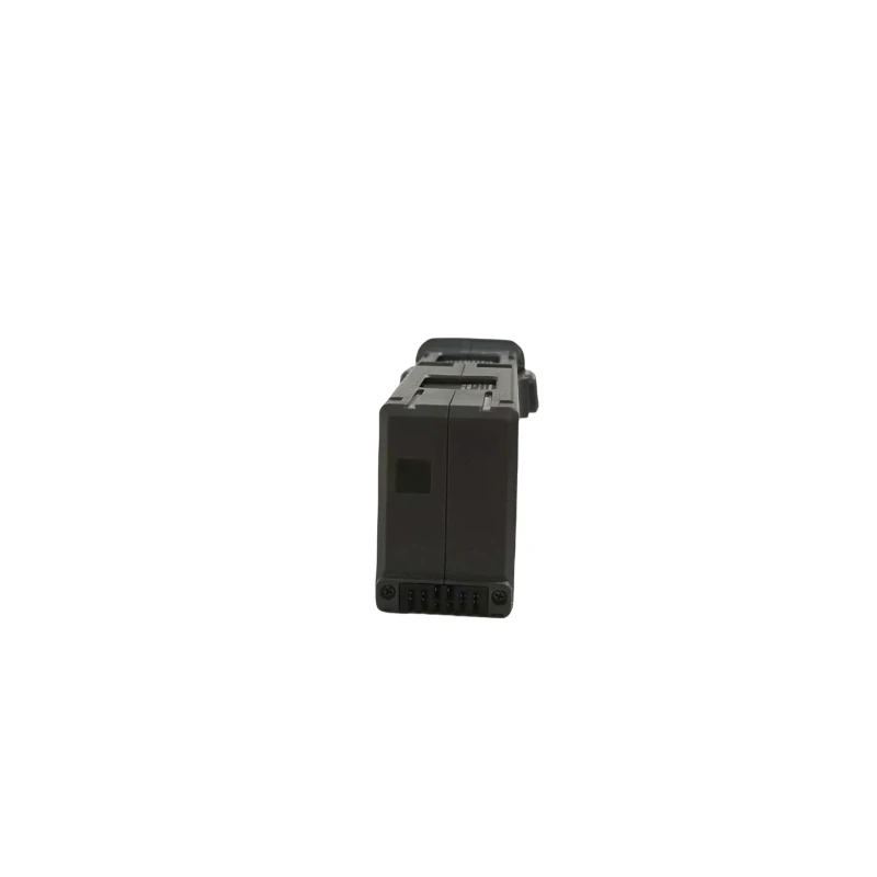 Vue rapprochée de la batterie Avata 2 2150mAh avec les indicateurs LED et les contacts dorés visibles.