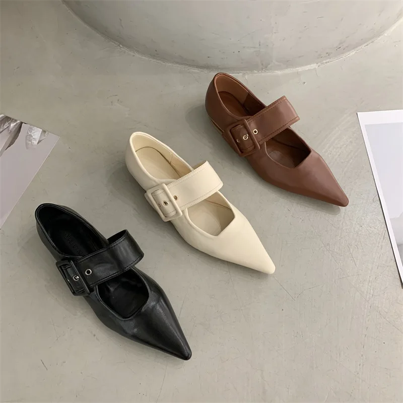 

Повседневные женские туфли с острым носком, модная женская обувь с закрытым носком, оксфорды, новинка 2023, классическое летнее кожаное Ретро модное прорезиненное платье