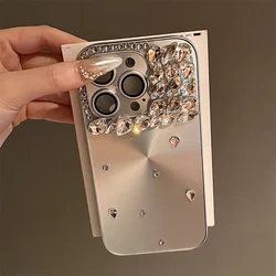 Luxurious High - Quality Glitter Diamond Phone Case - iPhone 14 (Silver)