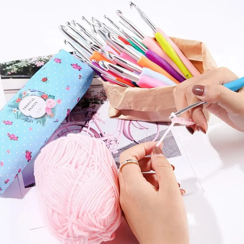 Crochet Kit Crochet Hooks Set LargeEye Blunt Yarn Weave Knitting Needles 31pcs/set