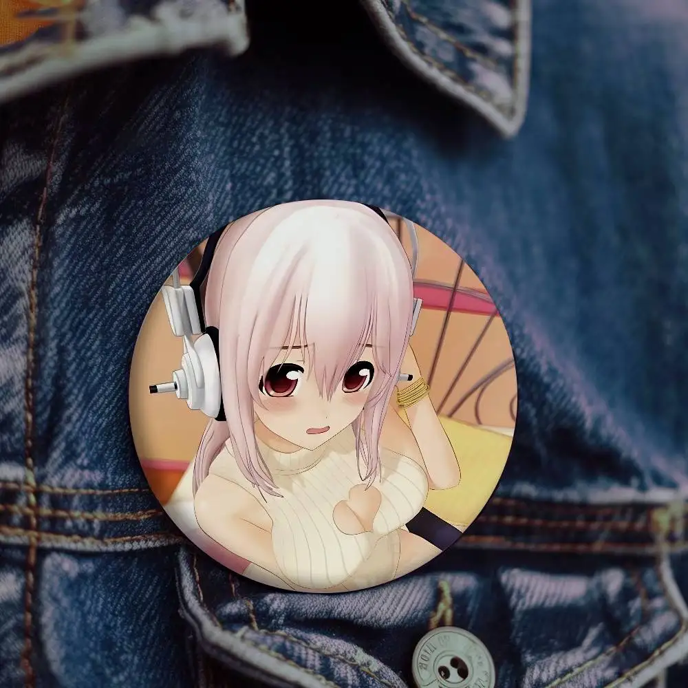 Whimsical Cartoon Singer Enamel Pin – Fun Accessory
