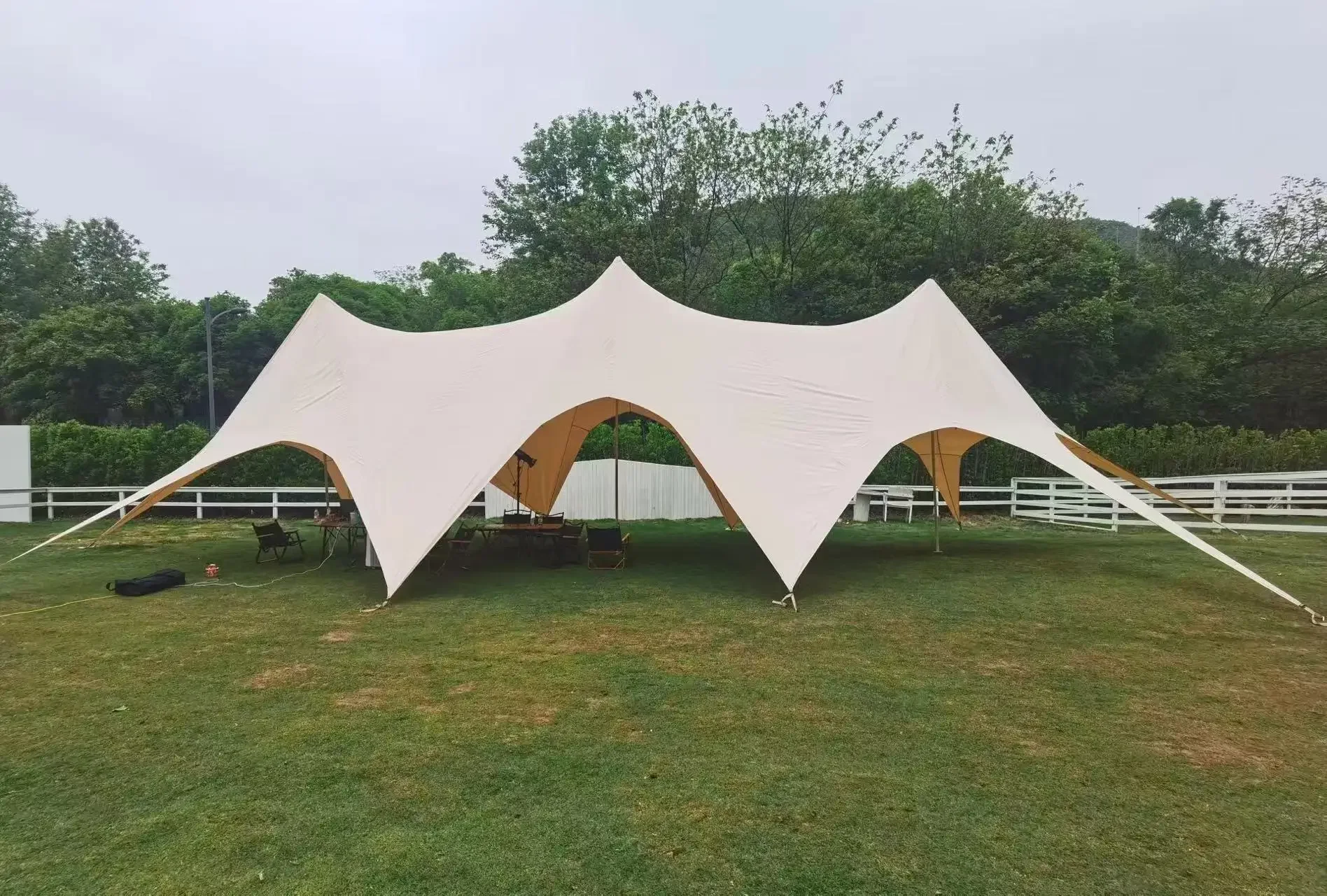 Hump Tent Octopus Shape,Waterproof Sunscreen,Cloud Top Canopy Large Space Multiple Sizes Thick Oxford,for Camping Wedding Party