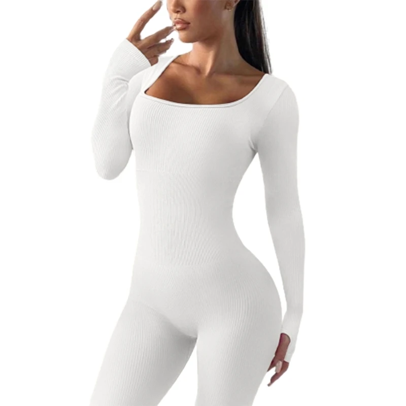 Рисунок 4 - Женский облегающий комбинезон с