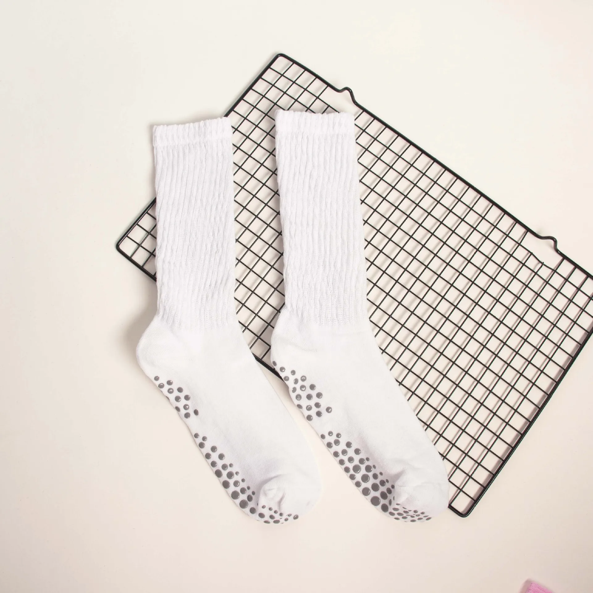 Women Anti-slip Mid-calf Yoga Socks