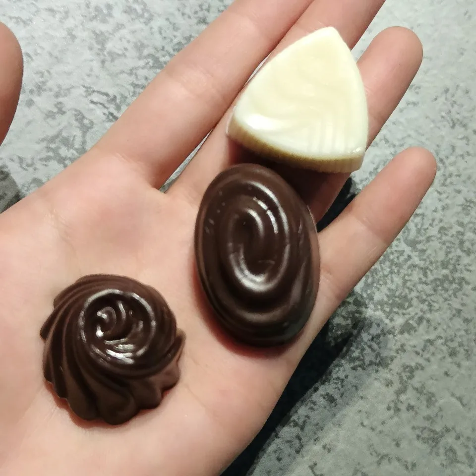 Food Model Simulation Fake Handmade Candy Chocolate Cake 24pc/lot for DIY Doll House Photo Props