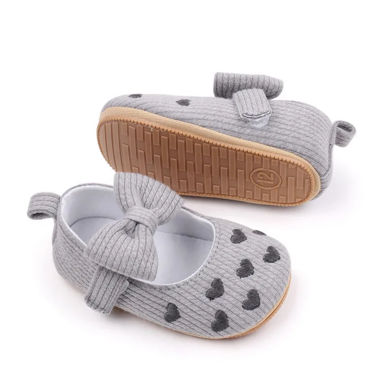 

Baby Girls Mary Jane Flats Non-Slip Heart Princess Dress Shoes Infant Crib Shoes with Bow