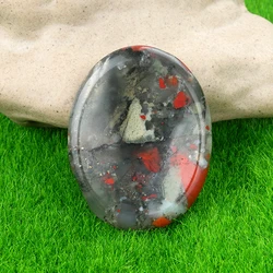Oval Quartz Healing Crystal Worry Stone for Meditation and Chakra Energy Therapy (African Bloodstone)