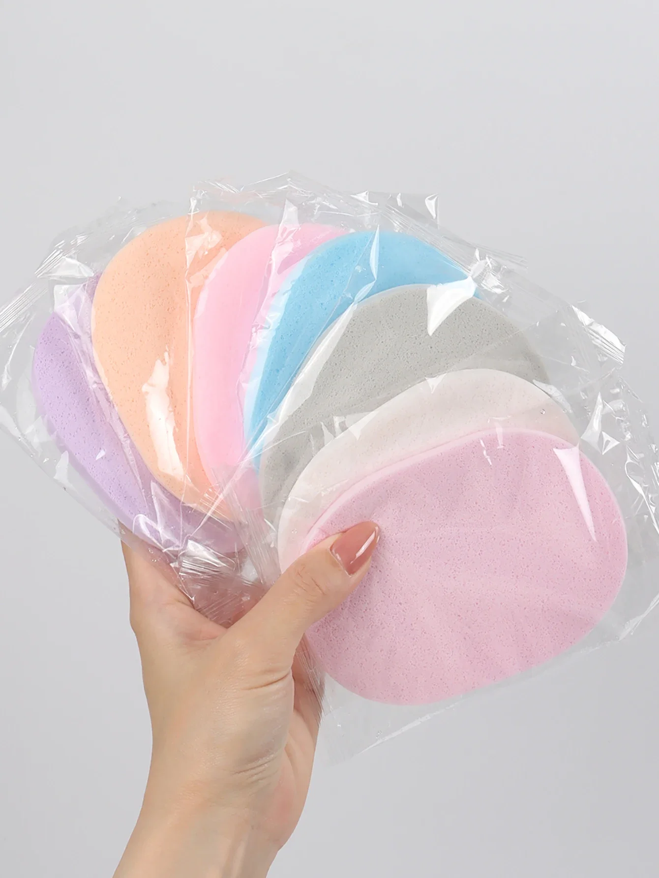 Description Picture 2 of item10 Pieces of Random Color and Shape Face Wash The Face Sponge Scrub Exfoliating Facial Pad Is a Reusable Makeup Remover Suitabl
