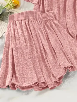 جمبسوت نسائي بقبعة وشورت وخصر برباط مريح — صورة 7