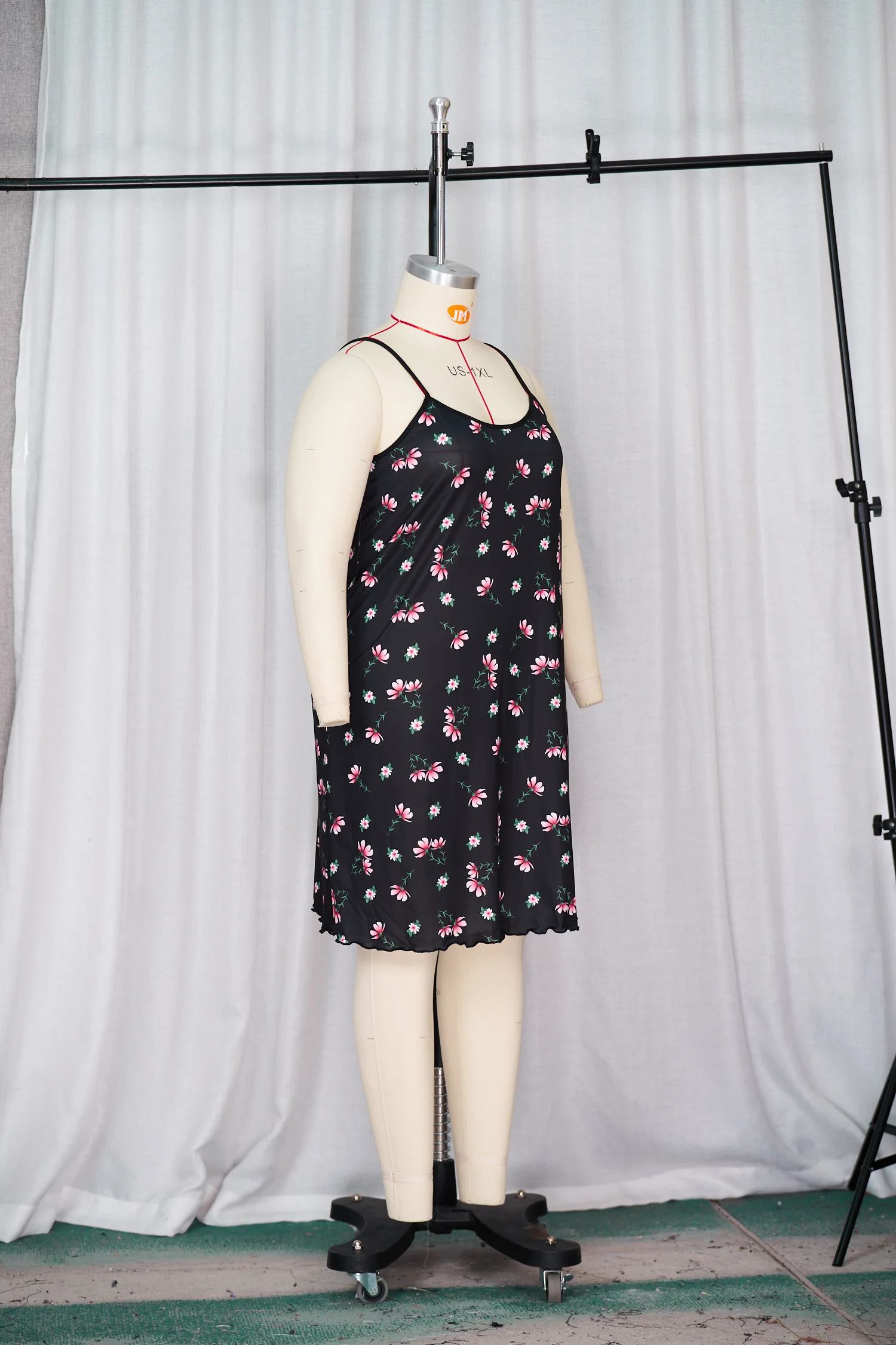 Medium to large-sized women's sleepwear dress, new milk silk sleepwear dress, casual home wear, large-sized women's sleepwear dr