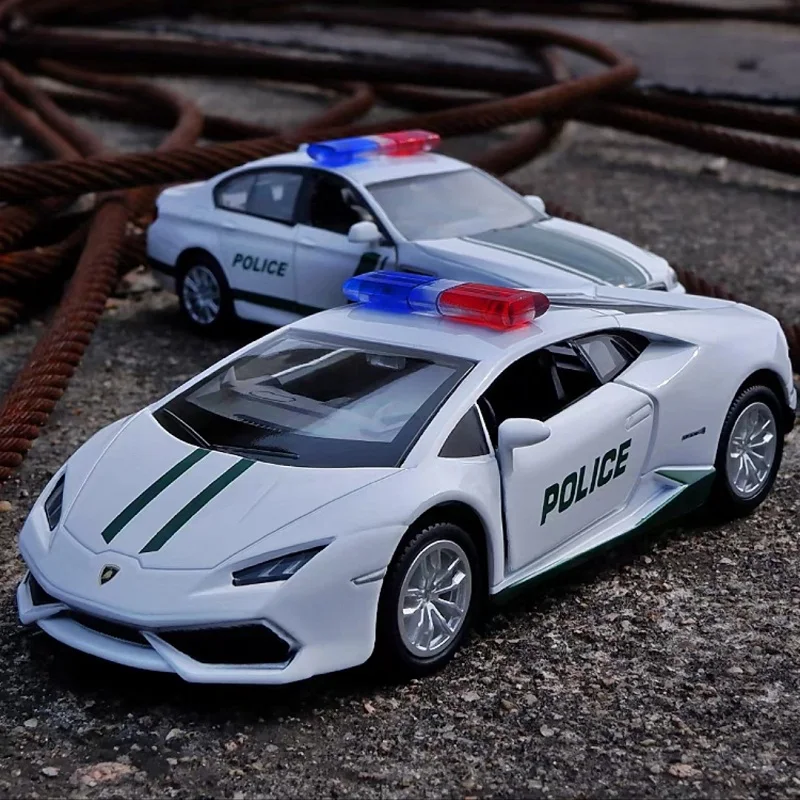 

Модель 5-дюймового дубайского полицейского автомобиля M5 Huracan Aston Martin, изысканные Литые и игрушечные автомобили RMZ city 1:36, модель из сплава