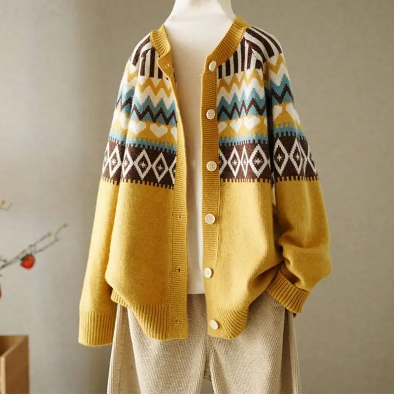 

Осенний женский клетчатый жаккардовый вязаный кардиган с вышивкой, свитер, пальто