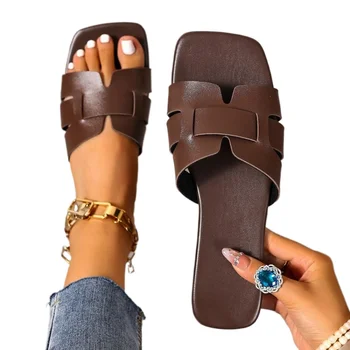 2026 Women Fashion Slippers Beach Designer Shoes for Women Square Headed Slippers Outdoor Flat Anti-slip Sandals Slides Women 1