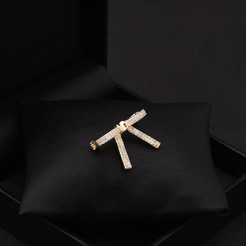 Korean Style Simple Neckline Small Pin Suit Decorative Shirt Cardigan Anti-Exposure Graceful Bowknot Luxury Brooch Jewelry 6035