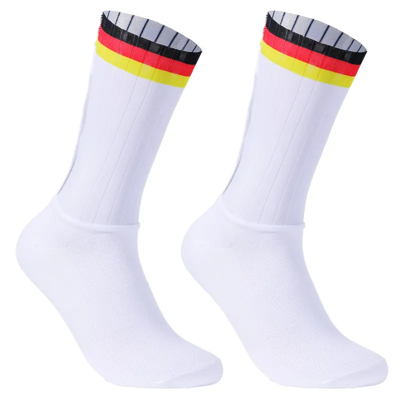 

2023 New Bike Team Aero Socks Seamless Anti Slip Cycling Socks Road Bicycle Socks Outdoor Racing Bike Compression Sport Sock