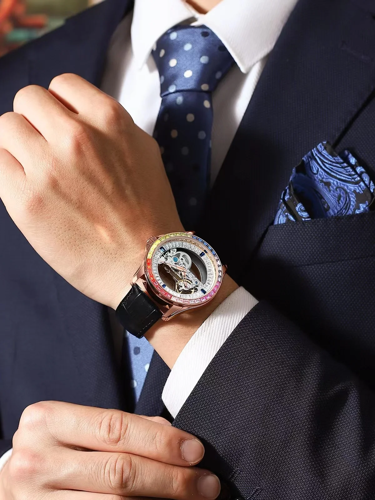 AILANG Herrenuhr, doppelt hohle, automatische mechanische Uhr, luxuriöse Business-Leuchtarmbanduhr, automatische mechanische Uhr für Herren – Detail 2