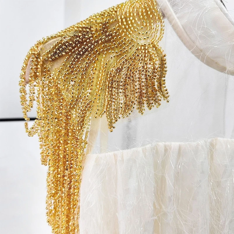 Sequined Beaded Uniform Epaulets Party Costume Epaulettes Glittering Shoulder Wrap Epaulet for Stage Performances 1 Pair shoulder ornaments