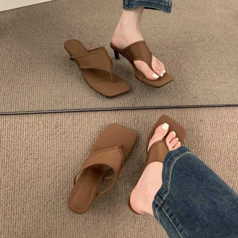 Summer Flip-flops New Style Square Head Slippers Feet Clip Thin Heel High Heels Fashion Roman Women's Shoes Sandals Wear Outside