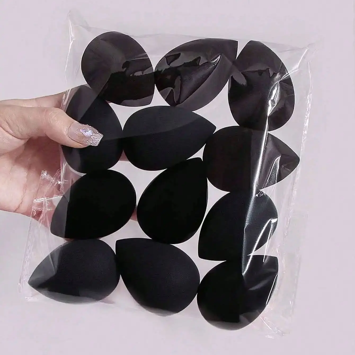 Set di strumenti per il trucco da 12 pezzi Spugne di bellezza ultra morbide, spugne di bellezza. appositamente progettato per fondotinta e correttore.