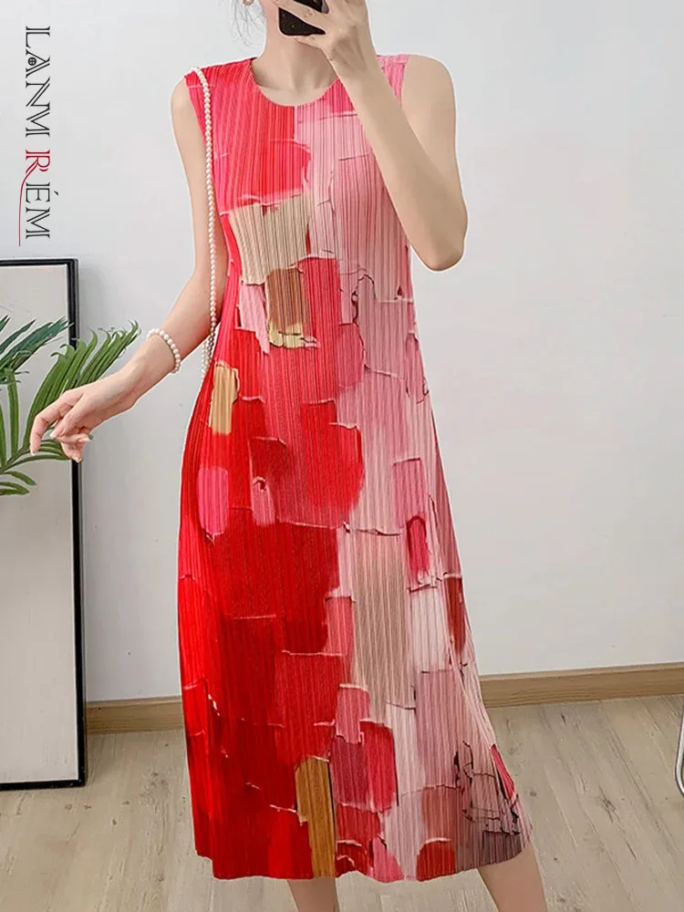 

LANMREM Elegant Pleated Dress For Women O-neck Sleeveless Contrast Color Slim Dresses Fashion 2024 Summer New Clothing 2Z1658