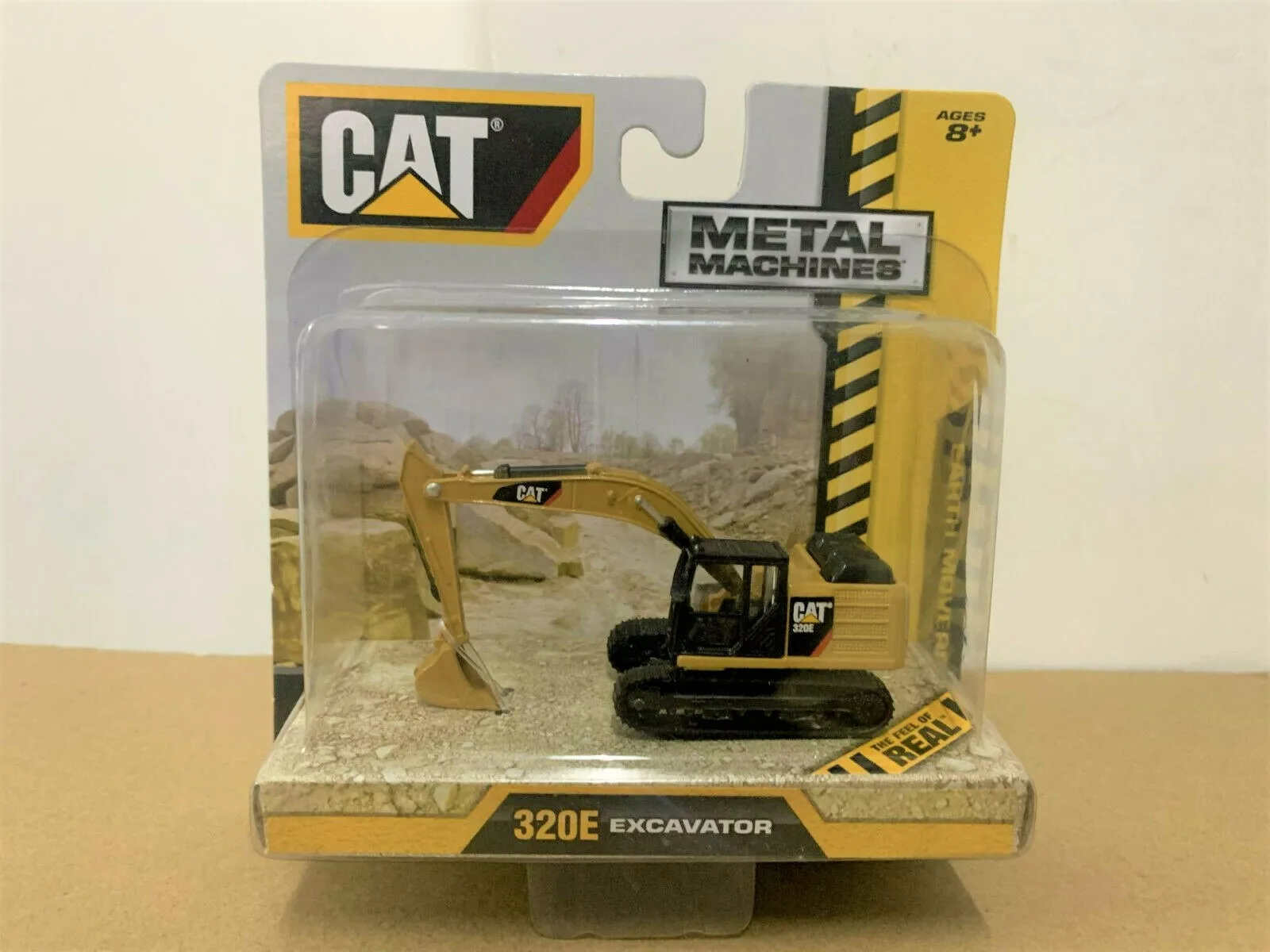 Cat 320E Excavator Metal Machines 1:94 Scale Die-Cast Model New in Box