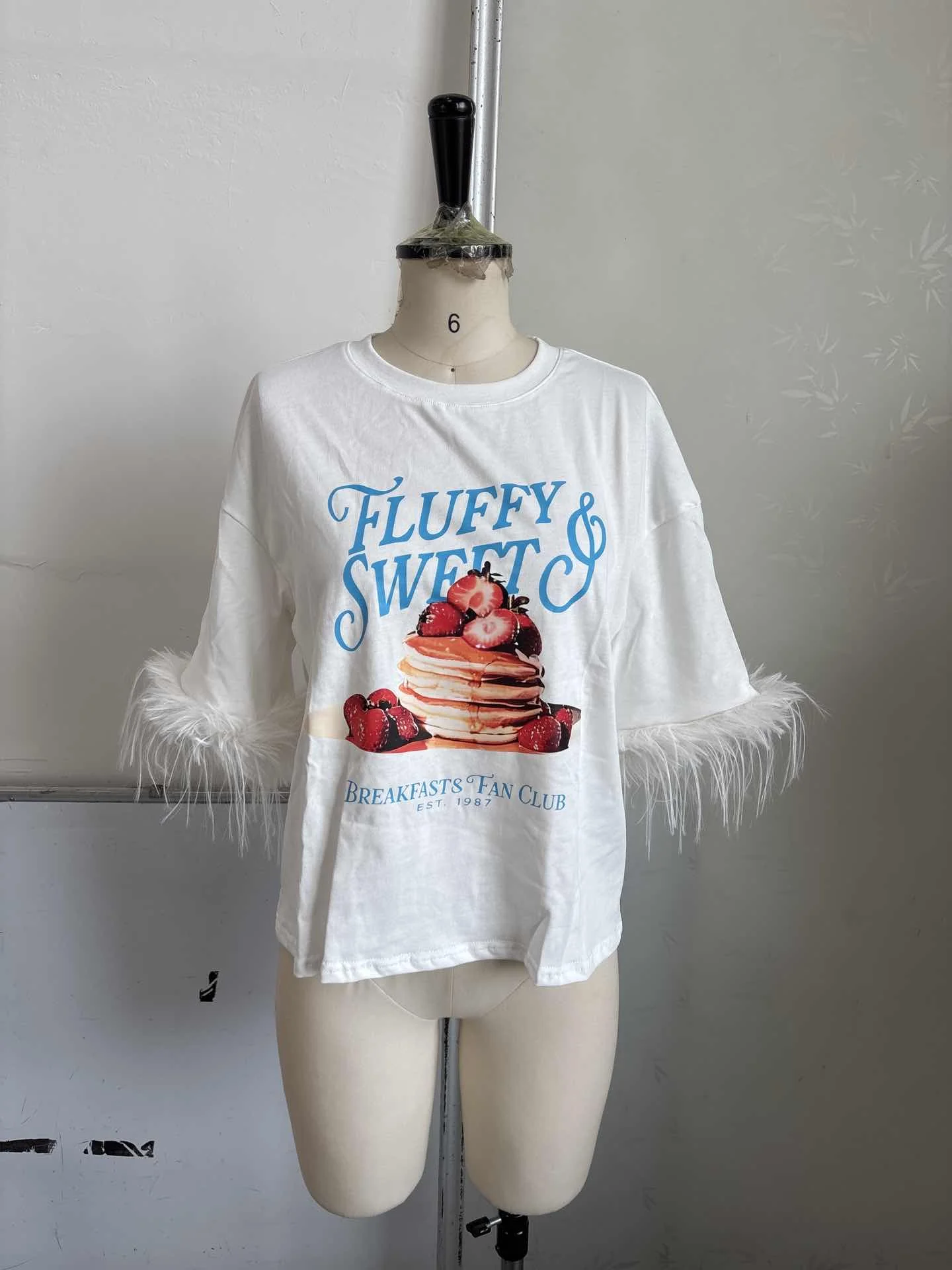 Women Fashion Feather Patchwork Printed T-shirt Casual Round Neck Half Sleeve Oversized Shirt 2026 Lady Summer Street T-shirts 6