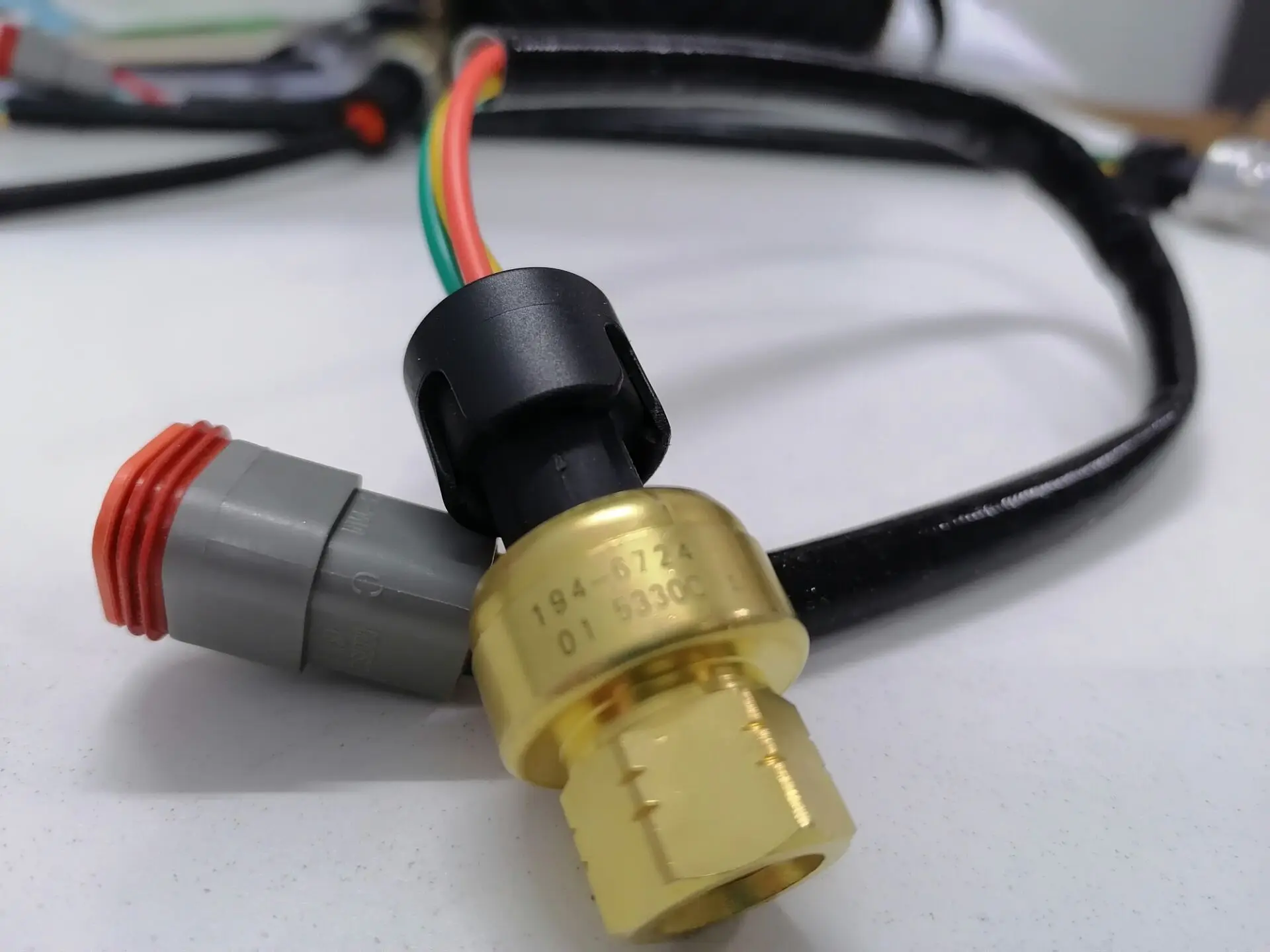 Sensor de Pressão Caterpillar 194-6722 194-6723 194-6724 194-6725 1946722 1946723 1946724 1946725 Caterpillar Sensor De Pressão 1946722 1946723 1946724