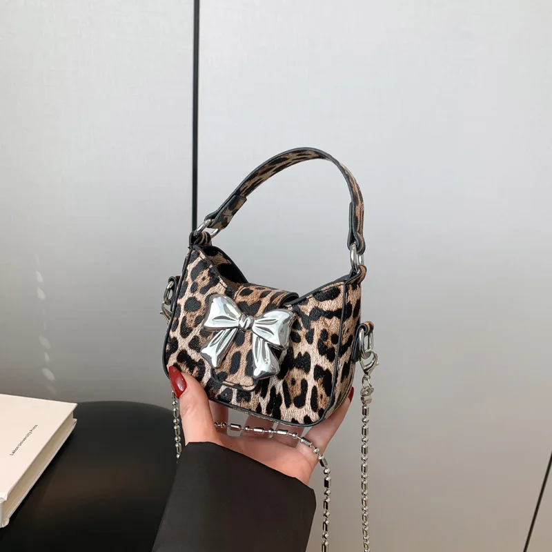 

Модная женская сумка через плечо с леопардовым принтом, цепочка, женская сумка через плечо 2024, трендовая дамская сумочка с бантом, роскошная дизайнерская сумка